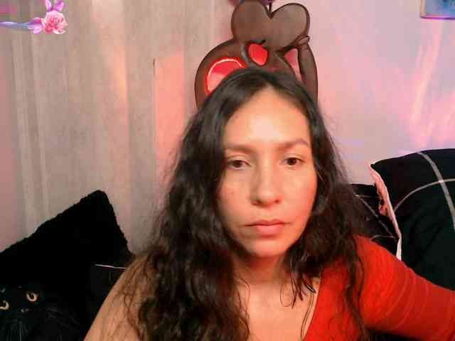 goddess-nahy webcam
