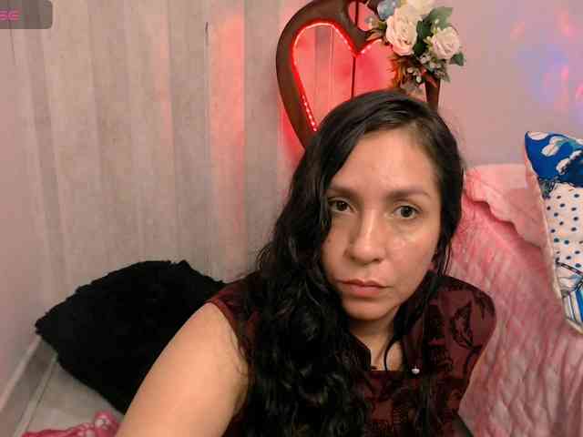 goddess-nahy webcam