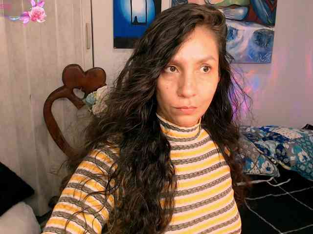 goddess-nahy webcam