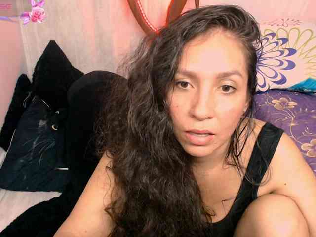 goddess-nahy webcam