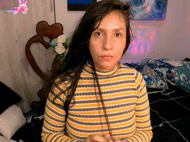 goddess-nahy webcam