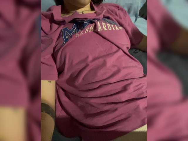 shyygirls live webcam show
