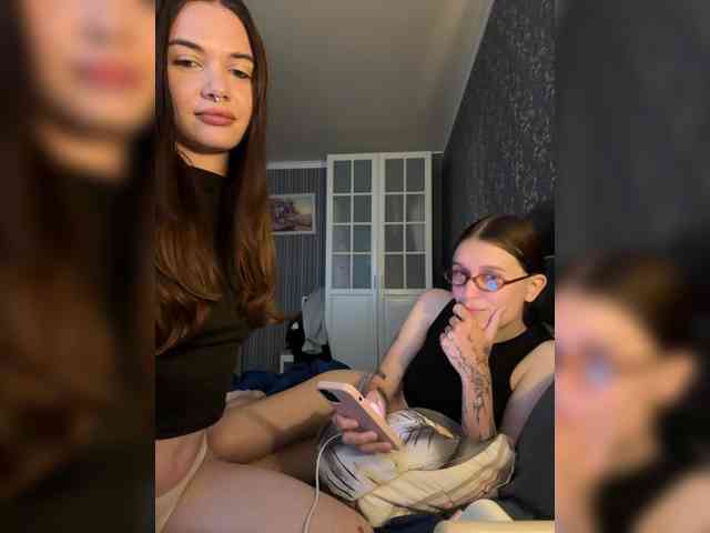 shyyyygirls webcam