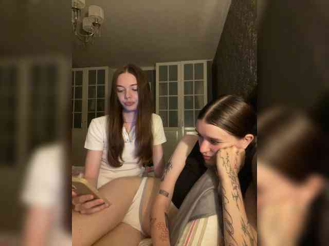 shyyyygirls webcam