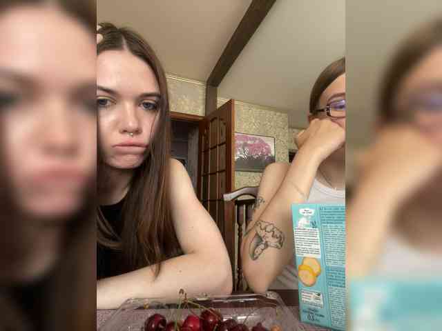 Модель: shyyyygirls