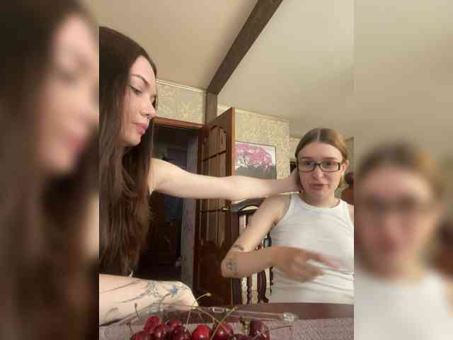 shyyyygirls webcam