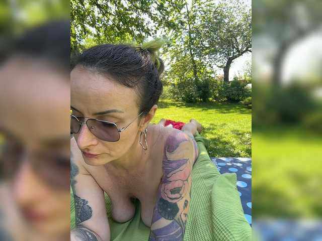  -AnnaMaria- chat room