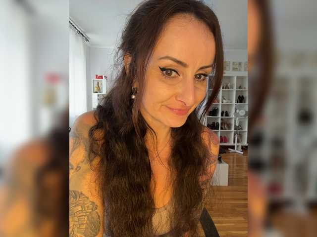 -AnnaMaria- live cam on BongaCams