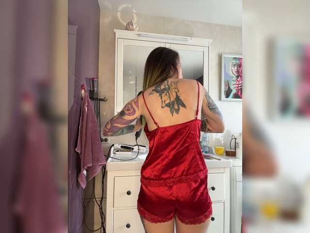  -AnnaMaria- chat room