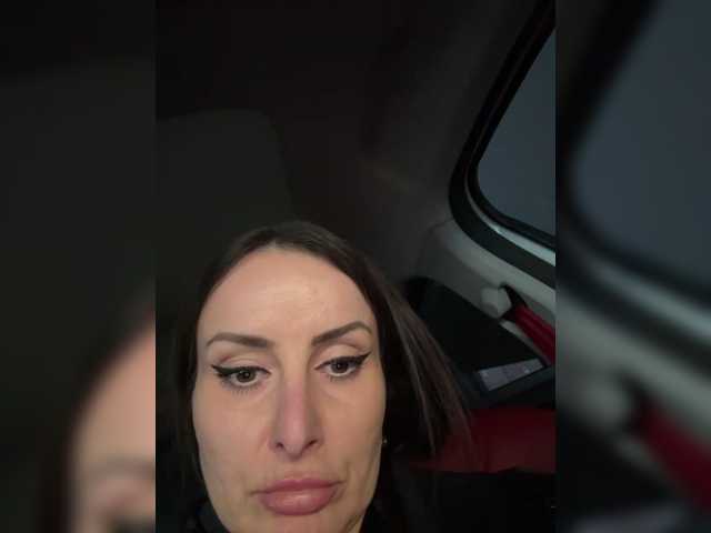 Annamaria live cam