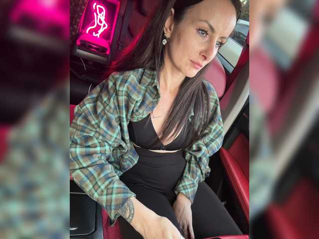 -AnnaMaria- live cam on BongaCams