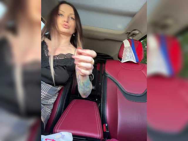 -AnnaMaria-'s BongaCams show and profile