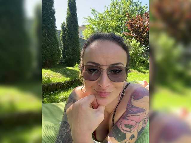  -AnnaMaria- chat room