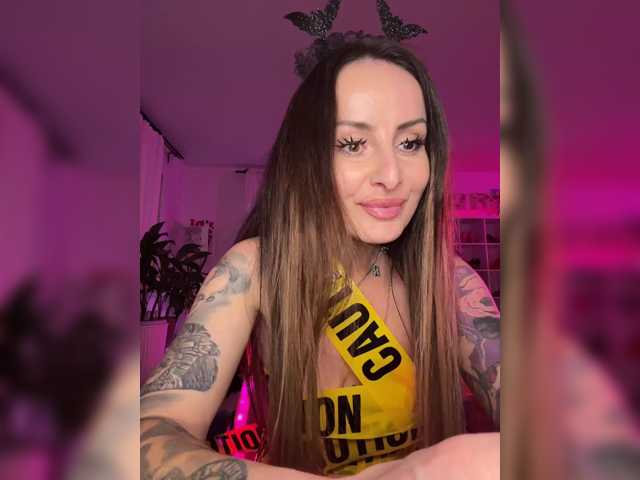 -AnnaMaria- live cam on BongaCams