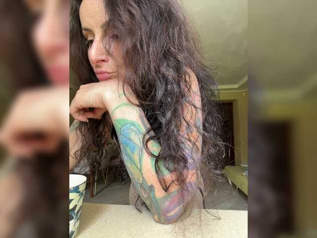 -AnnaMaria- live cam on BongaCams