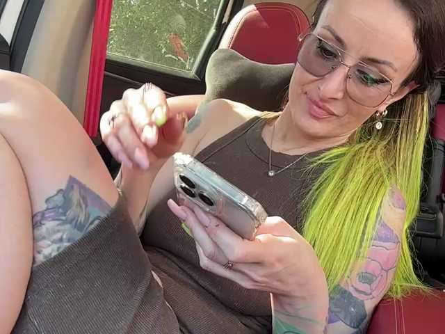  -AnnaMaria- chat room