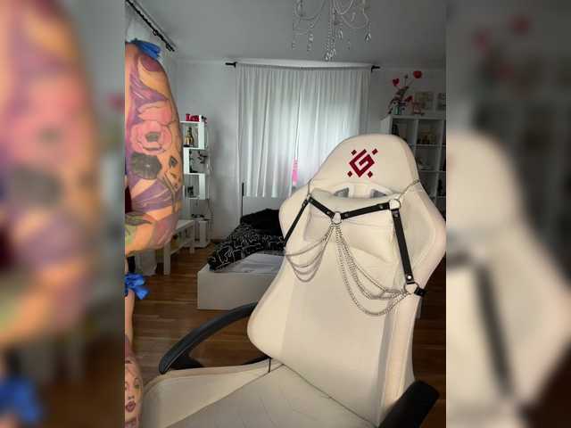 -AnnaMaria- live cam on BongaCams