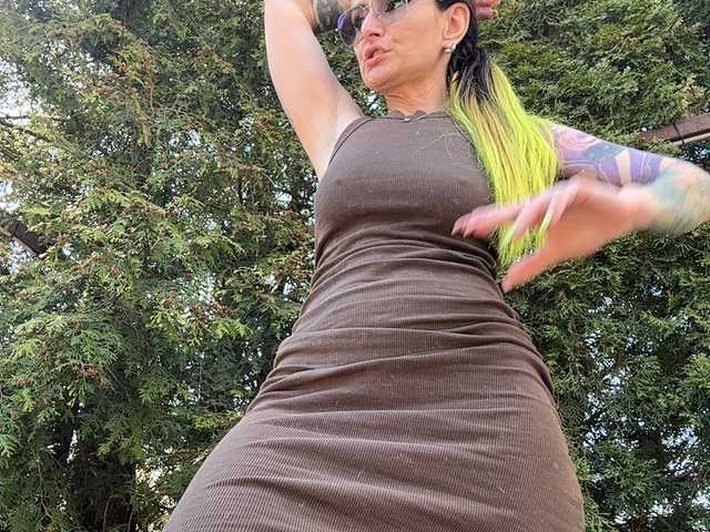  -AnnaMaria- chat room