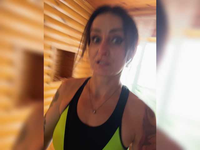 -AnnaMaria- live cam on BongaCams