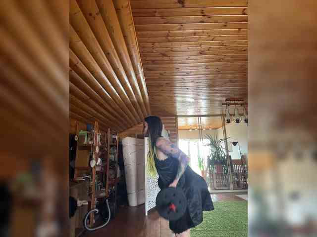 Model: _AnnaMaria_