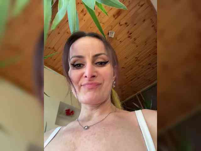 -AnnaMaria-