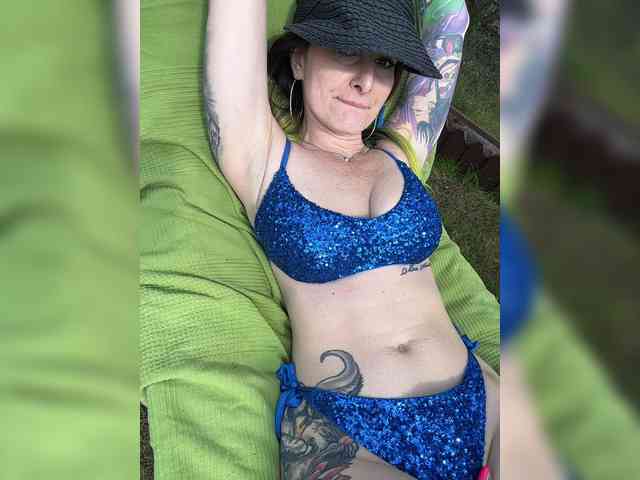 -AnnaMaria- Live Webcam on BongaCams