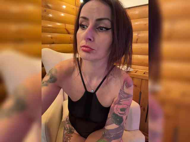 -AnnaMaria- Sex Cam Show