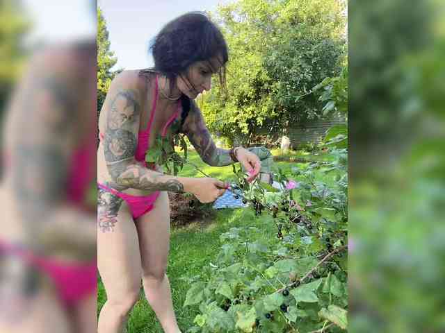 -AnnaMaria- Sex Cam Show