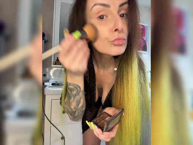 Модель: _AnnaMaria_