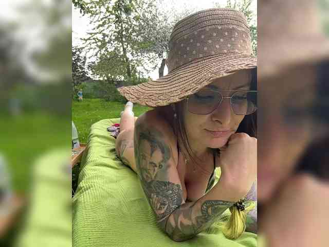 This model is live right now. -AnnaMaria-