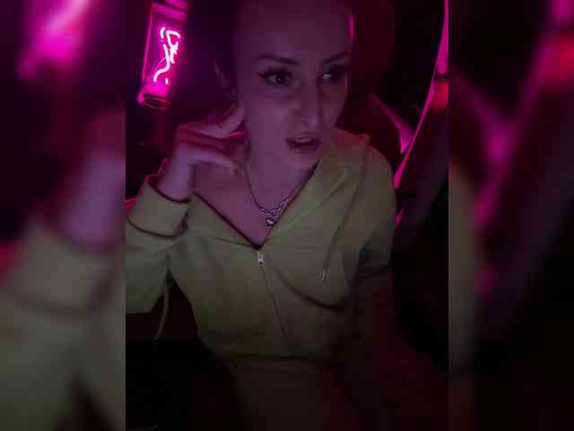 _annamaria_'s live room