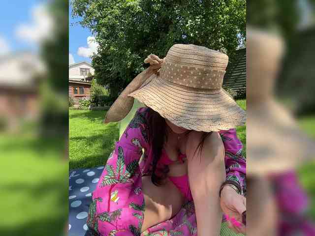 -AnnaMaria- Sex Cam Show