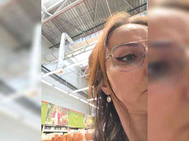 -AnnaMaria- Live Webcam on BongaCams