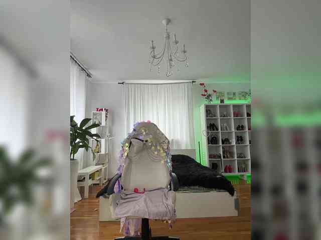 Model: _AnnaMaria_