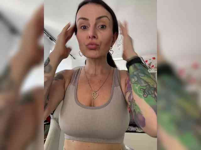 -AnnaMaria-