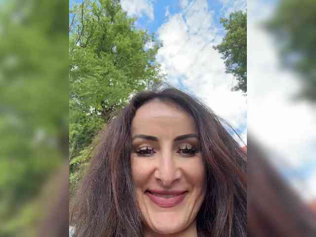 -AnnaMaria- Sex Cam Show