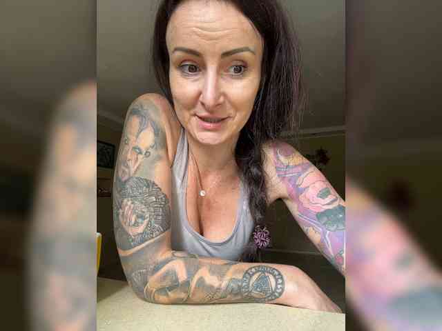 -AnnaMaria- Sex Cam Show