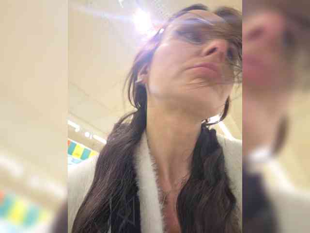 sexy chat room -AnnaMaria-