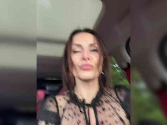 -AnnaMaria-