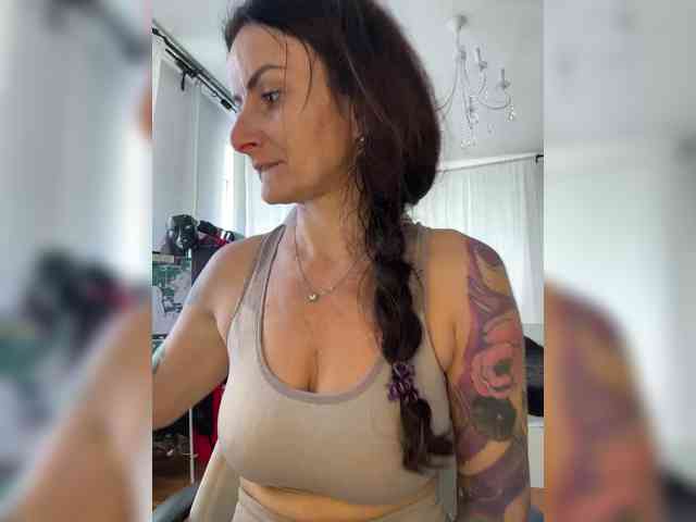 -AnnaMaria- Sex Cam Show