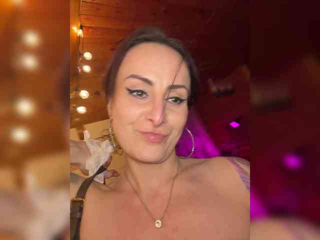 -AnnaMaria- live show