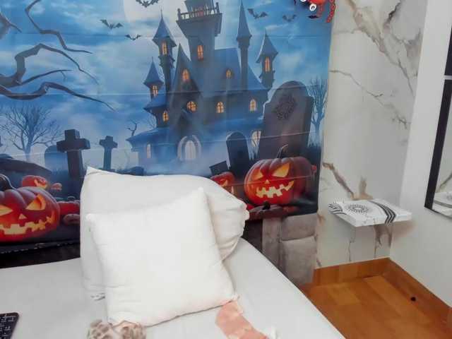 charlotte-111 webcam