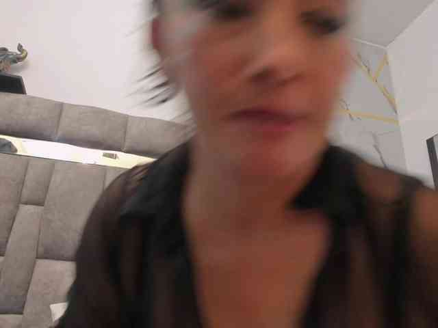 charlotte-111 webcam