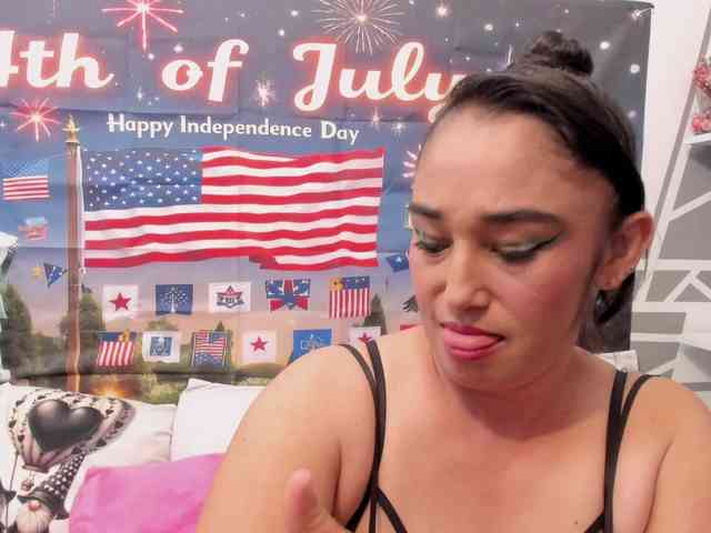 charlotte-111 webcam