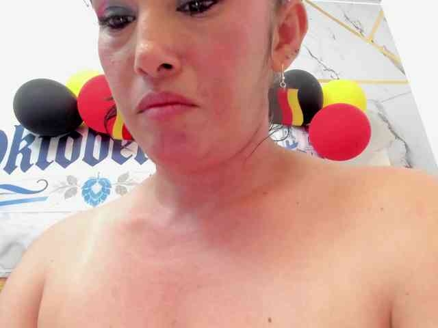 charlotte-111 webcam