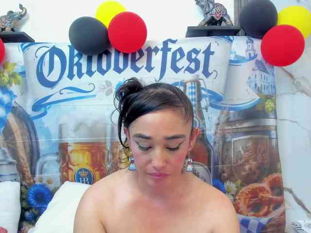 Model: Charlotte-111
