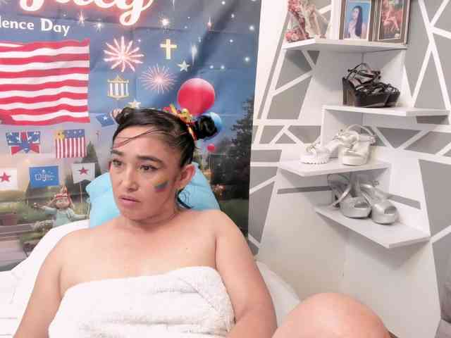 Model: Charlotte-111
