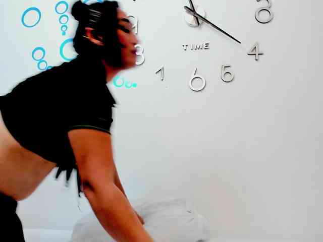 charlotte-111 webcam