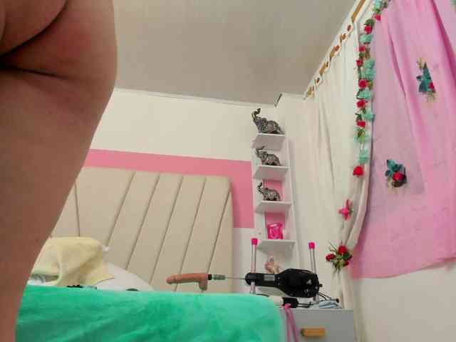 charlotte-111 webcam