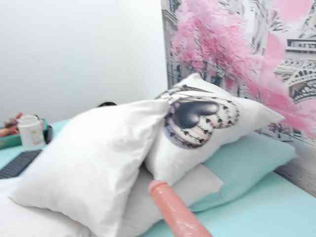 charlotte-111 webcam